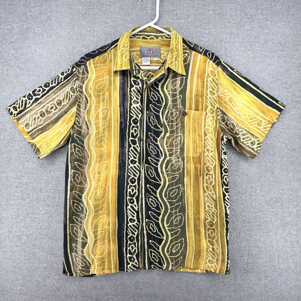 The Territory Ahead Shirt Men Size Medium Hawaiian Yellow Short Sleeve Casual